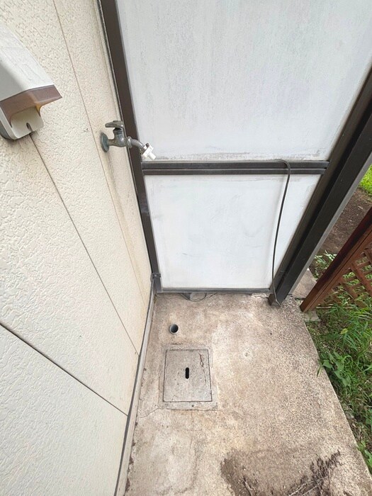 物件内観写真11　(洗濯機置場)