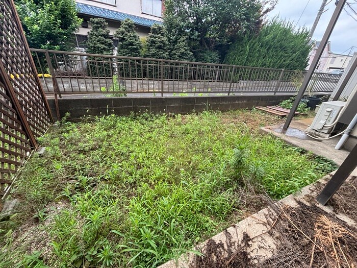 物件内観写真17　(室内からの展望)