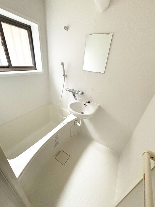 物件内観写真18　(洗面)