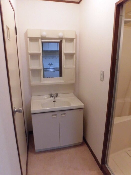 物件内観写真10　(洗面)