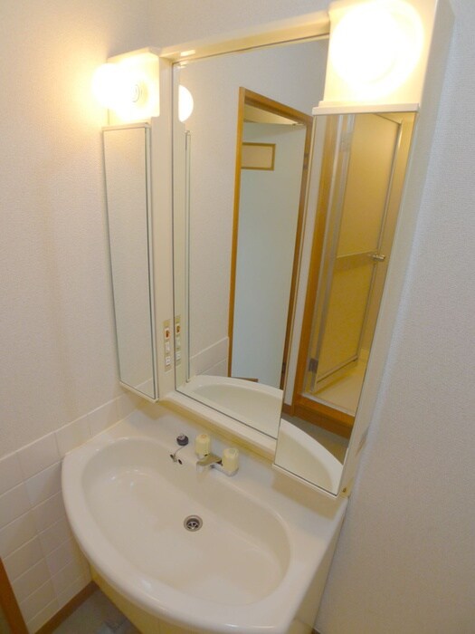 物件内観写真12　(洗面)