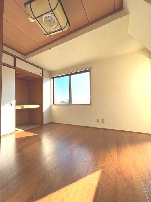 物件内観写真7　(居室)