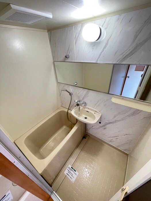 物件内観写真11　(バス／シャワールーム等)