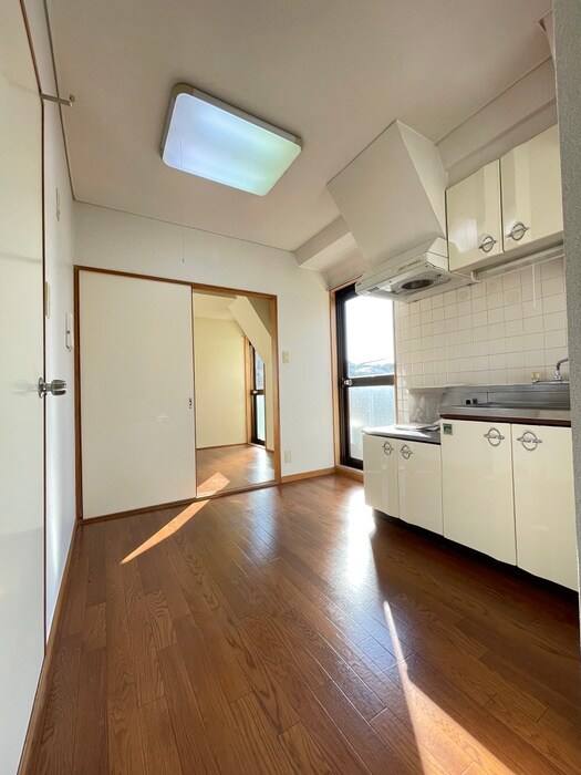 物件内観写真19　(居室)