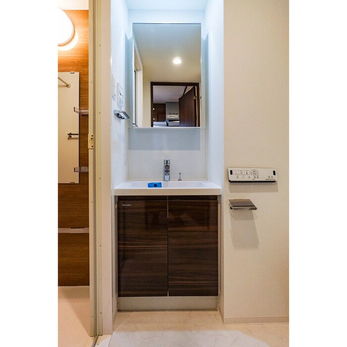 物件内観写真11　(洗面)