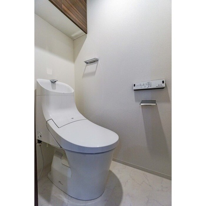 物件内観写真13　(トイレ)