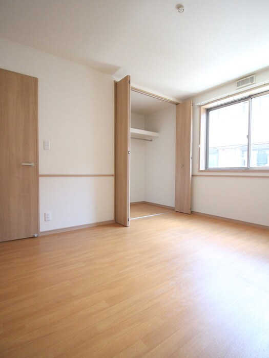 物件内観写真10　(居室)