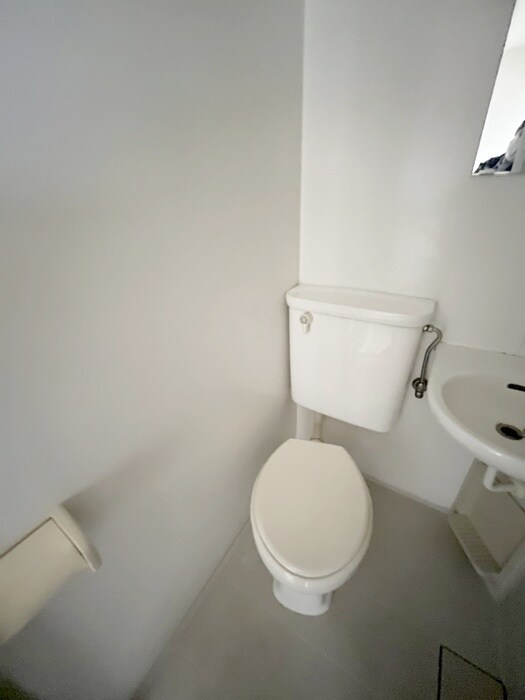 物件内観写真12　(トイレ)
