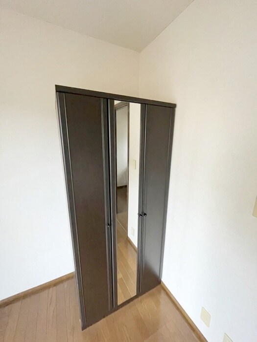 物件内観写真18　(収納)