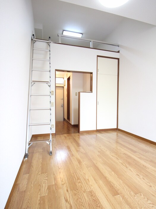 物件内観写真10　(居室)