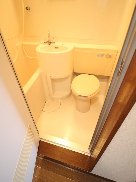 物件内観写真15　(トイレ)