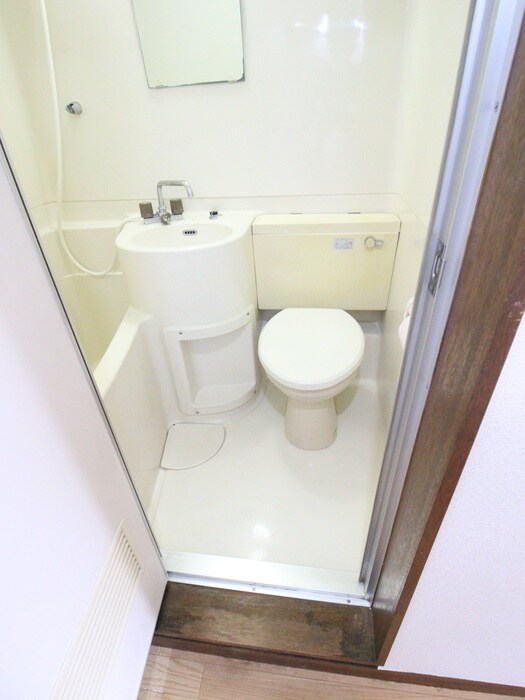 物件内観写真15　(トイレ)