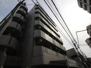 アザリ－武蔵小杉外観写真