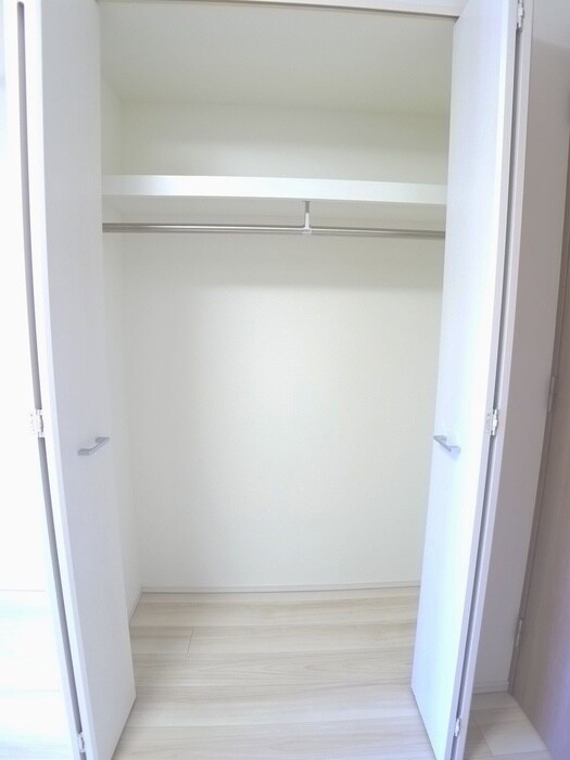 物件内観写真15　(収納)
