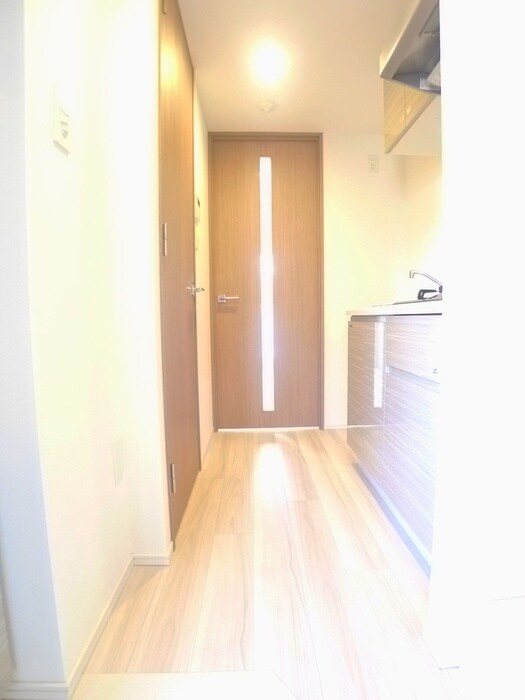 物件内観写真18　(廊下)