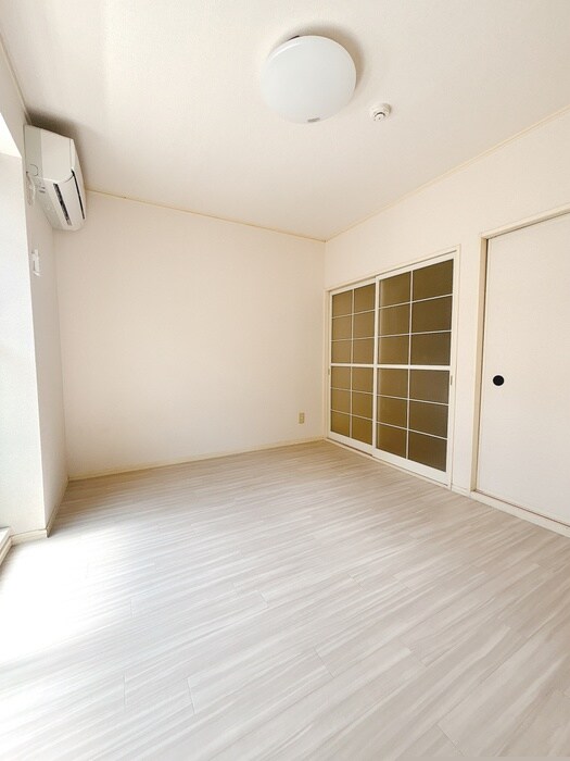 物件内観写真7　(居室)