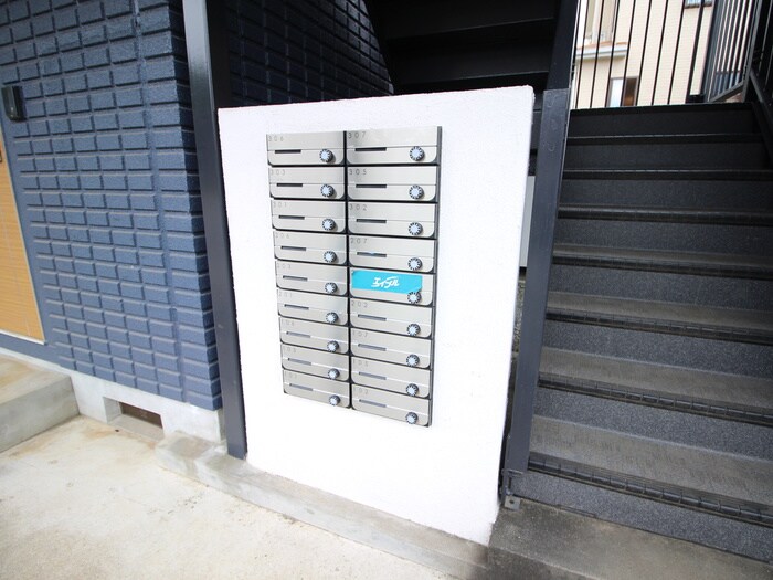 物件外観写真4　(建物設備)