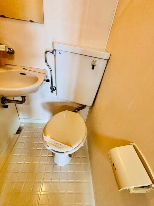 物件内観写真11　(トイレ)