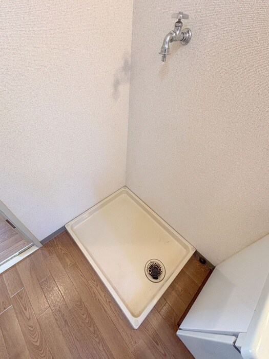 物件内観写真17　(洗濯機置場)