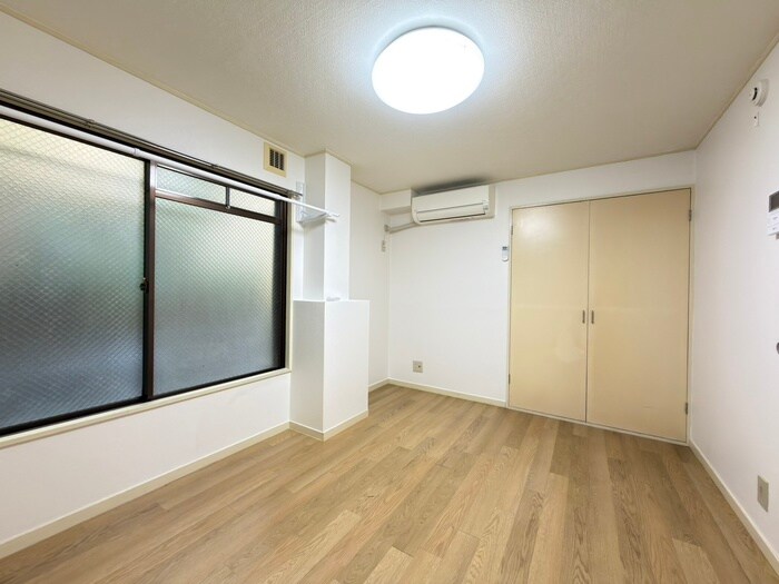 物件内観写真10　(居室)