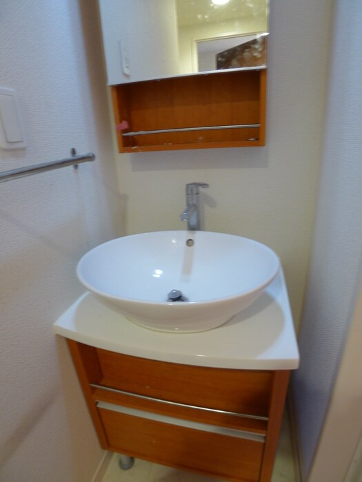 物件内観写真8　(洗面)