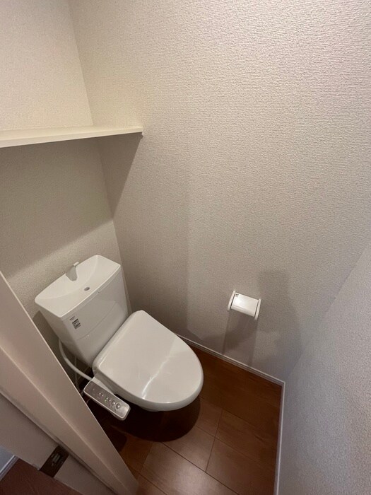 物件内観写真14　(トイレ)