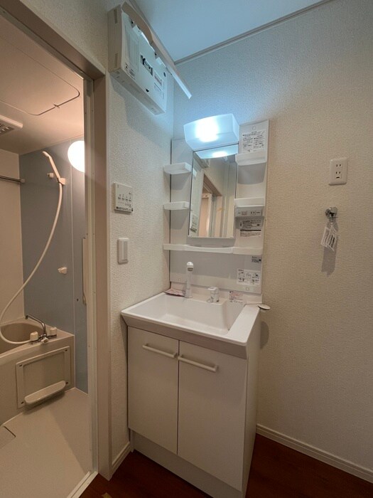 物件内観写真15　(洗面)