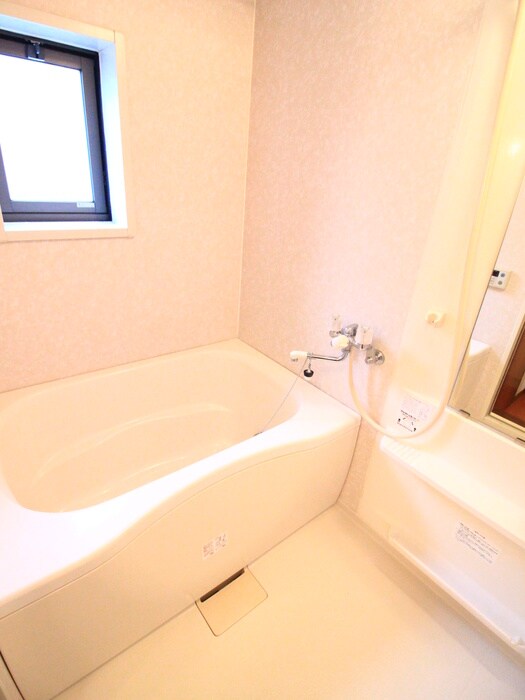 物件内観写真8　(バス／シャワールーム等)