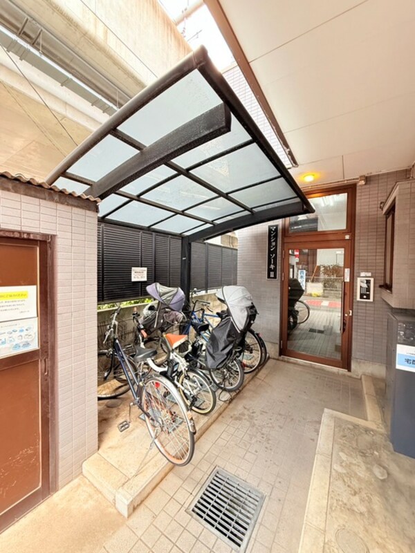 駐輪場