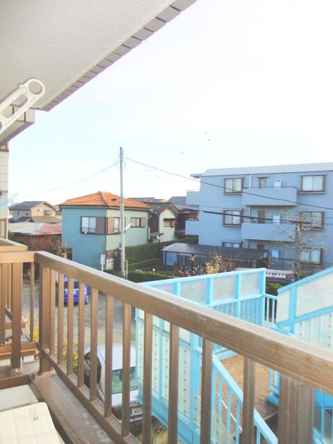 物件内観写真11　(室内からの展望)