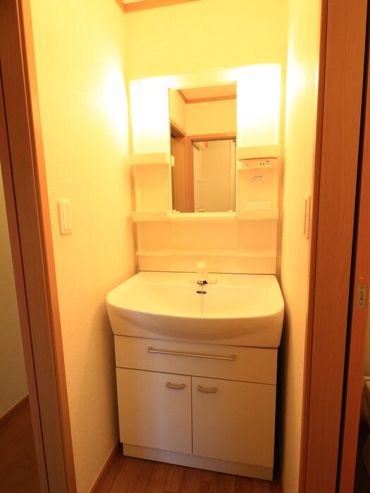 物件内観写真13　(洗面)