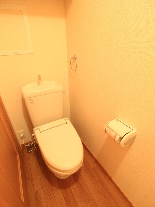 物件内観写真14　(トイレ)