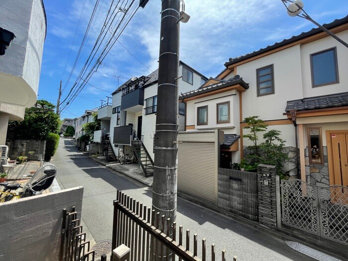 物件内観写真22　(室内からの展望)