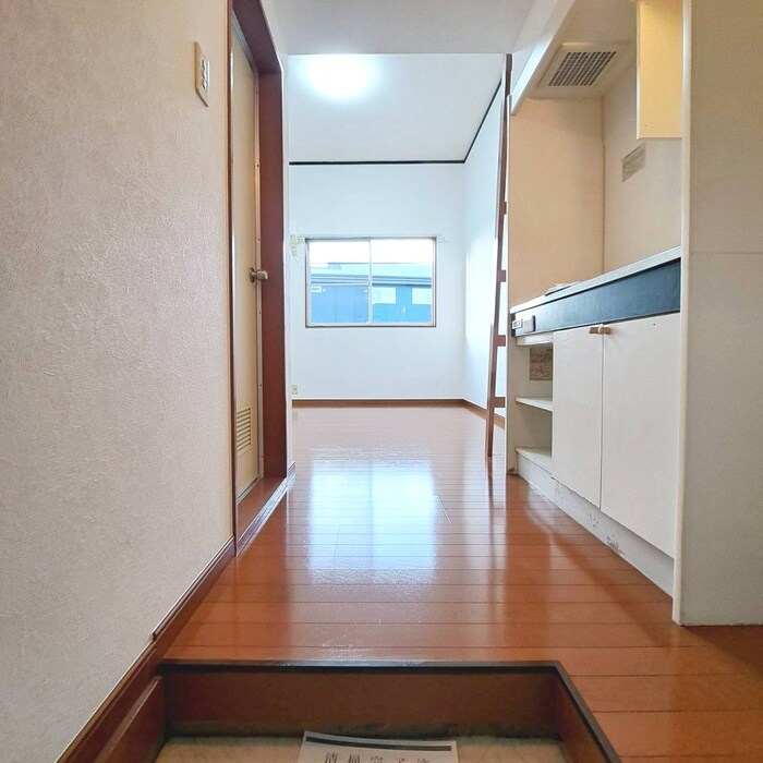 物件内観写真21　(玄関)