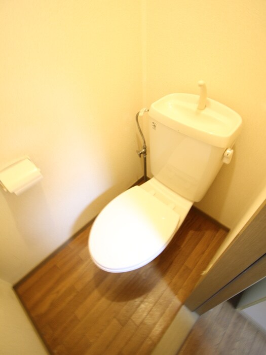 物件内観写真14　(トイレ)