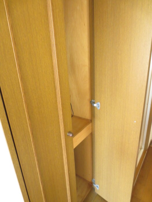 物件内観写真12　(収納)