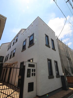 The　Nutcracker(ｻﾞ･ﾅｯﾂｸﾗｯｶ-)外観写真