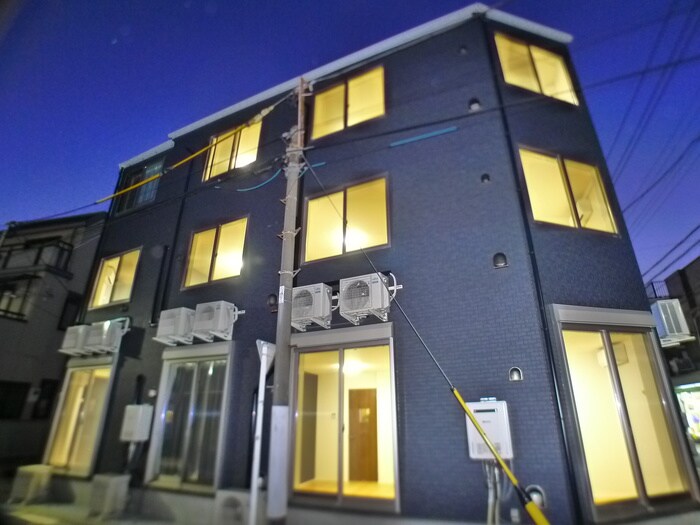 物件外観写真2　(外観写真)