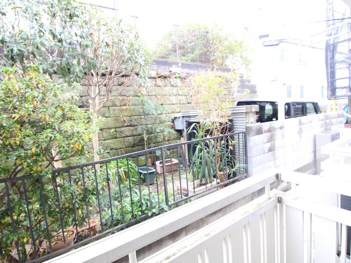 物件内観写真17　(室内からの展望)