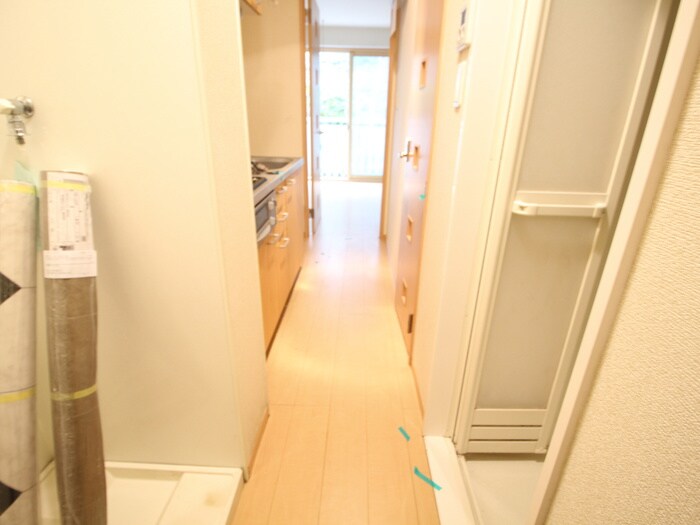 物件内観写真21　(廊下)