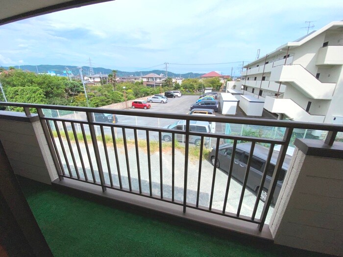 物件内観写真20　(室内からの展望)