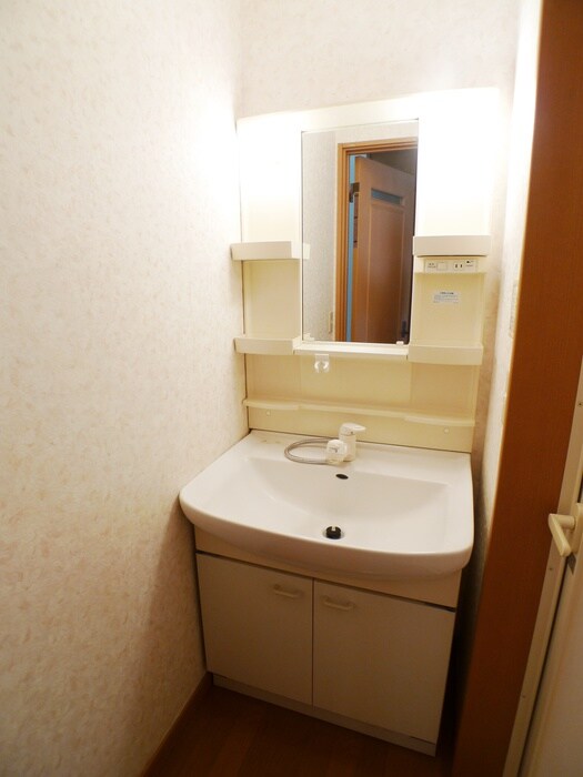 物件内観写真8　(洗面)