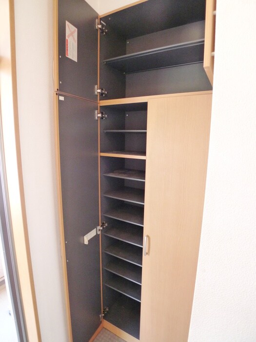 物件内観写真17　(靴箱)
