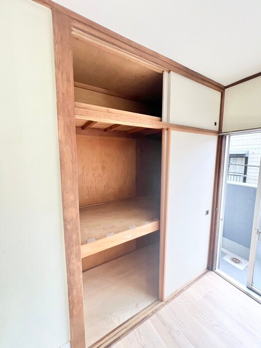 物件内観写真11　(収納)