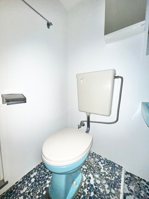 物件内観写真14　(トイレ)