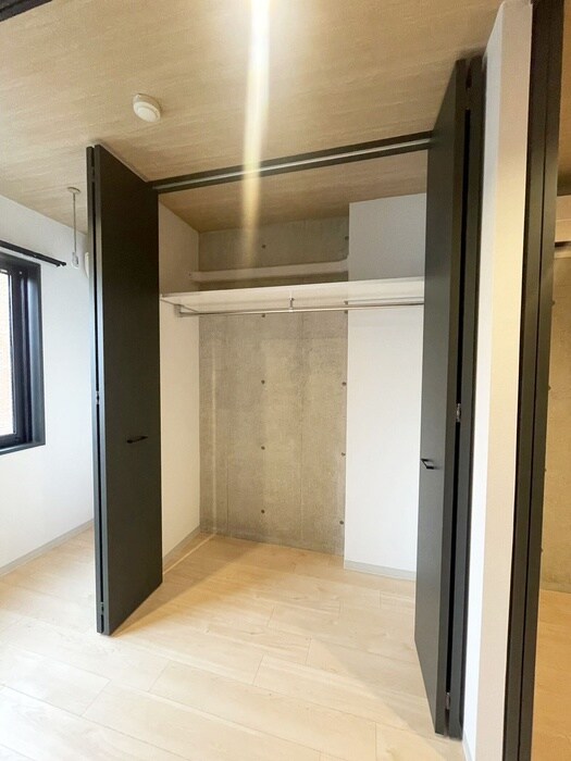 物件内観写真16　(収納)