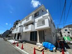 建築中