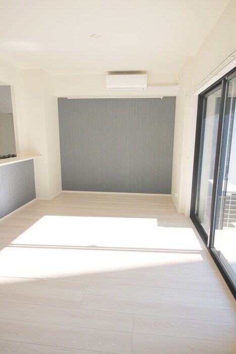 物件内観写真9　(ベランダ・バルコニー)