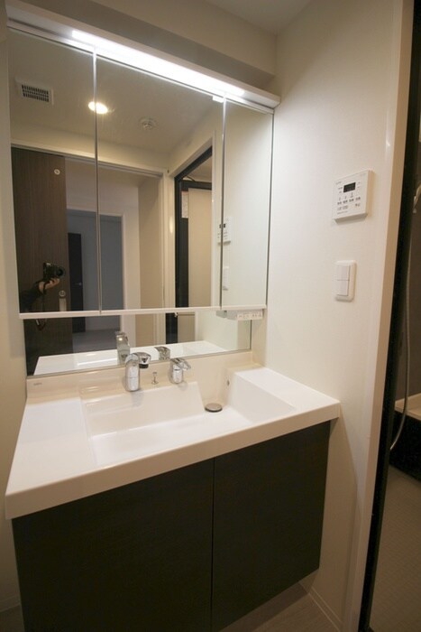 物件内観写真12　(洗面)