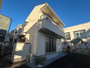 新井貸家外観写真